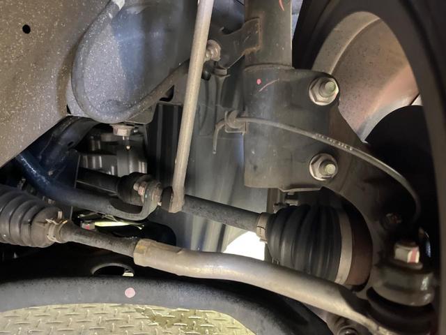 キックス Ｘ　ツートーンインテリアエディション　純正ナビ　全周囲カメラ　セーフティーアシスト　ハーフレザーシート　コーナーセンサー　デジタルインナーミラー　ＥＴＣ　ＬＥＤヘッド　純正１７インチＡＷ　オートライト　オートエアコン　Ｂｌｕｅｔｏｏｔｈ（20枚目）