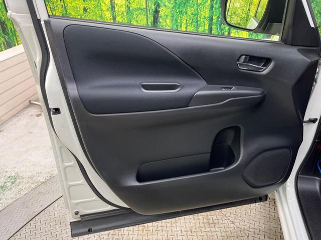 セレナ ｅ－パワー　ハイウェイスターＶ　禁煙車　純正９型ナビフルセグ　全周囲カメラ　後席モニター　両側電動ドア　衝突被害軽減システム　ＬＥＤヘッド　純正１５インチＡＷ　オートライト　オートエアコン　リアエアコン　Ｂｌｕｅｔｏｏｔｈ　ＣＤ（50枚目）