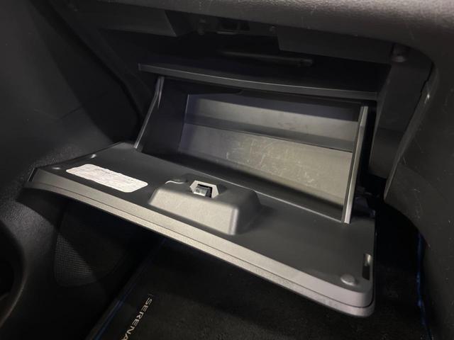 セレナ ｅ－パワー　ハイウェイスターＶ　禁煙車　純正９型ナビフルセグ　全周囲カメラ　後席モニター　両側電動ドア　衝突被害軽減システム　ＬＥＤヘッド　純正１５インチＡＷ　オートライト　オートエアコン　リアエアコン　Ｂｌｕｅｔｏｏｔｈ　ＣＤ（63枚目）