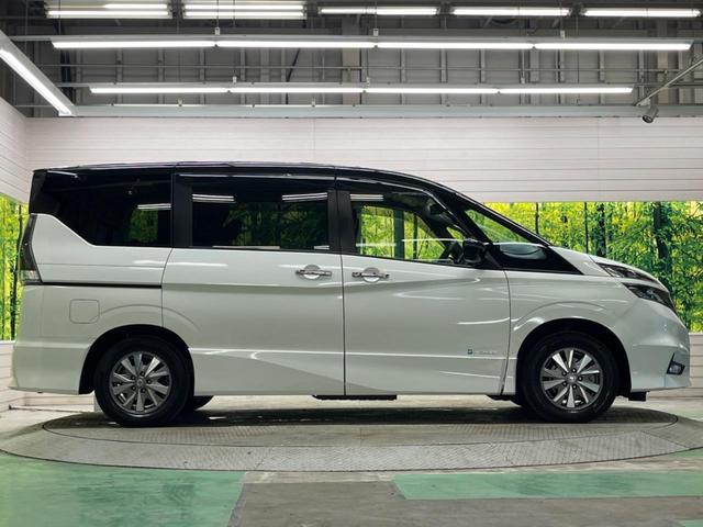 セレナ ｅ－パワー　ハイウェイスターＶ　禁煙車　純正９型ナビフルセグ　全周囲カメラ　後席モニター　両側電動ドア　衝突被害軽減システム　ＬＥＤヘッド　純正１５インチＡＷ　オートライト　オートエアコン　リアエアコン　Ｂｌｕｅｔｏｏｔｈ　ＣＤ（67枚目）
