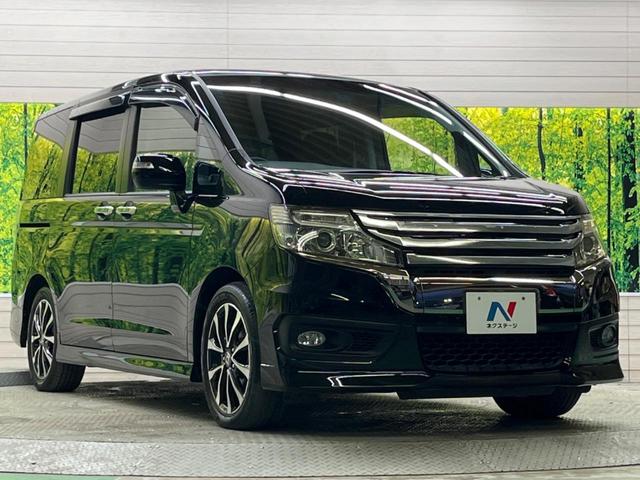 ステップワゴンスパーダ Ｚ　クールスピリット　禁煙車　純正９型ナビＴＶ　両側電動ドア　バックカメラ　ＨＩＤヘッド　純正１７インチＡＷ　クルーズコントロール　半革シート　スマートキー　オートエアコン　ＥＴＣ　Ｂｌｕｅｔｏｏｔｈ　ＤＶＤ再生（16枚目）