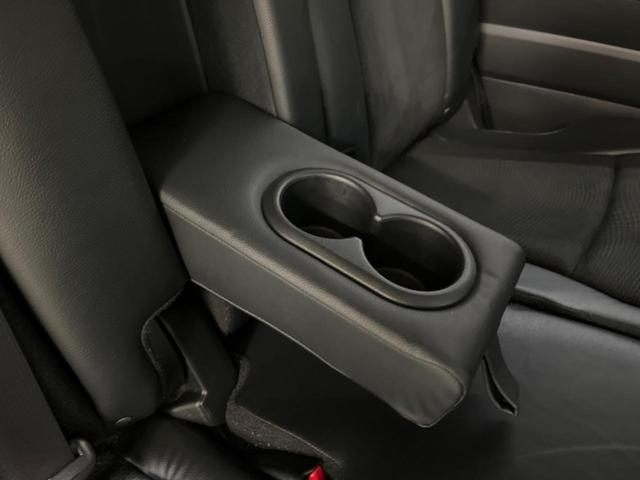 ステップワゴンスパーダ Ｚ　クールスピリット　禁煙車　純正９型ナビＴＶ　両側電動ドア　バックカメラ　ＨＩＤヘッド　純正１７インチＡＷ　クルーズコントロール　半革シート　スマートキー　オートエアコン　ＥＴＣ　Ｂｌｕｅｔｏｏｔｈ　ＤＶＤ再生（35枚目）