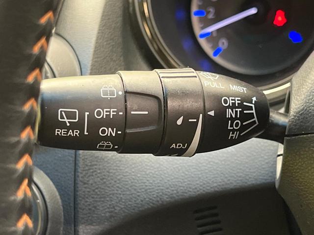 フィットシャトルハイブリッド ハイブリッド・スマートセレクション　ファインライン　禁煙車　純正ナビＴＶ　バックカメラ　ＨＩＤヘッド　クルーズコントロール　スマートキー　ＥＴＣ　半革シート　シートヒーター　オートライト　オートエアコン　４スピーカー　ＤＶＤ再生（34枚目）