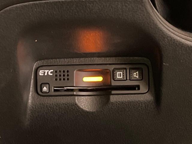 フィットシャトルハイブリッド ハイブリッド・スマートセレクション　ファインライン　禁煙車　純正ナビＴＶ　バックカメラ　ＨＩＤヘッド　クルーズコントロール　スマートキー　ＥＴＣ　半革シート　シートヒーター　オートライト　オートエアコン　４スピーカー　ＤＶＤ再生（35枚目）