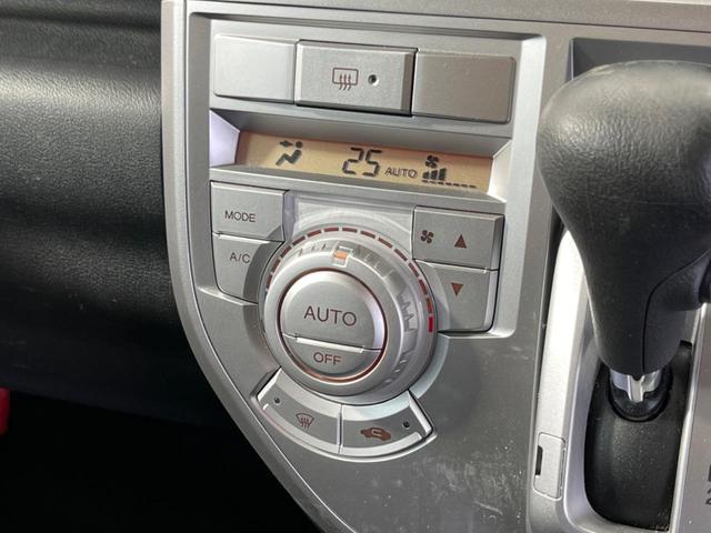 ゼストスパーク W 禁煙車 HIDヘッド 純正14インチAW スマートキー オートエアコン 純正CDオーディオ スエード調ファブリックシート(4枚目)