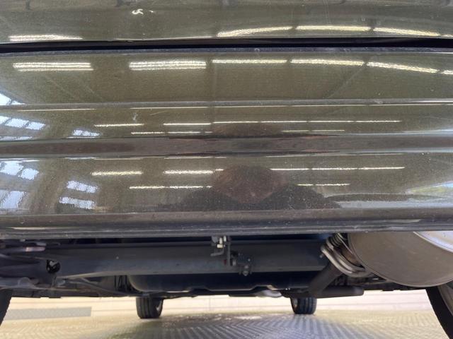 ゼストスパーク W 禁煙車 HIDヘッド 純正14インチAW スマートキー オートエアコン 純正CDオーディオ スエード調ファブリックシート(17枚目)