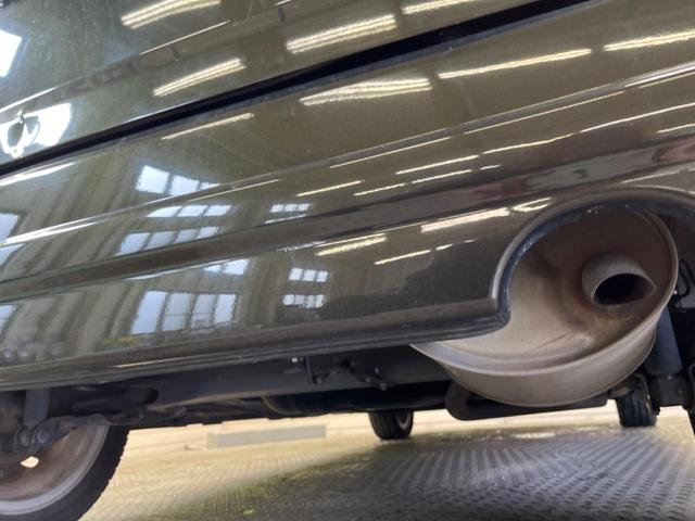 ゼストスパーク W 禁煙車 HIDヘッド 純正14インチAW スマートキー オートエアコン 純正CDオーディオ スエード調ファブリックシート(21枚目)