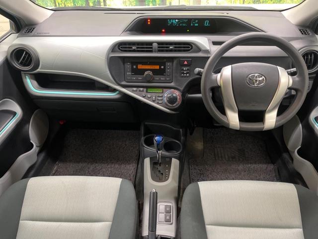 アクア Ｓ　禁煙車　スマートキー　ＥＴＣ　オートライト　オートエアコン　ＣＤ　４スピーカー　プライバシーガラス　電動格納ミラー　パワーウィンドウ　ラゲッジルームランプ　リアワイパー（2枚目）