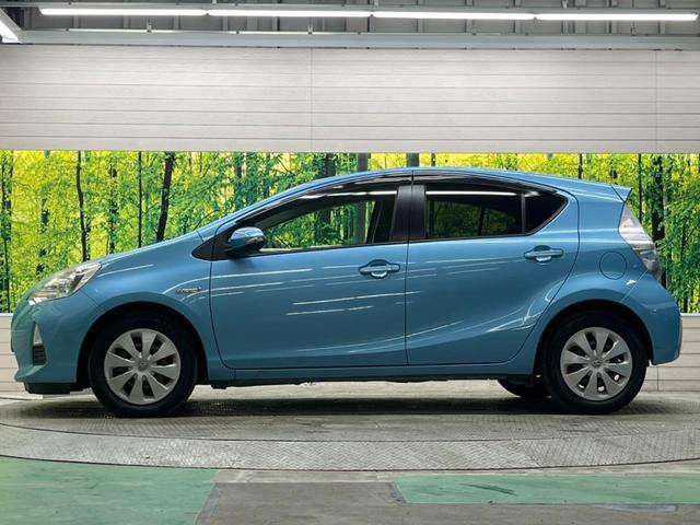 アクア Ｓ　禁煙車　スマートキー　ＥＴＣ　オートライト　オートエアコン　ＣＤ　４スピーカー　プライバシーガラス　電動格納ミラー　パワーウィンドウ　ラゲッジルームランプ　リアワイパー（48枚目）