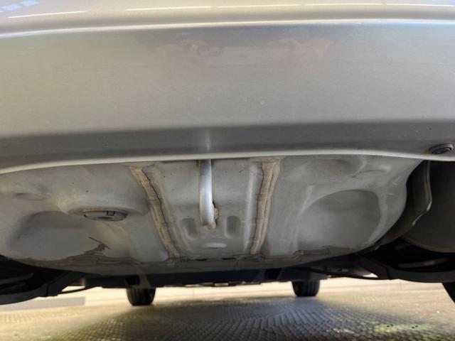 フィットハイブリッド Ｆパッケージ　あんしんＰＫＧ　ＬＥＤヘッド　禁煙車　ディスプレイオーディオ　バックカメラ　衝突被害軽減　ＥＴＣ　スマートキー　オートライト　オートエアコン　ステアリングリモコン　サイド／カーテンエアバッグ（23枚目）