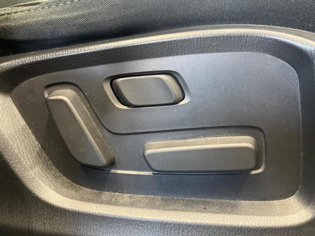 ＣＸ－５ ＸＤ　プロアクティブ　禁煙車　マツダコネクトナビＴＶ　３６０°モニター　衝突軽減　アダプティブＬＥＤヘッド　純正１９インチＡＷ　レーダークルーズ　ブラインドスポットモニタリング　パワーシート　ポジションメモリ　シートヒータ（57枚目）