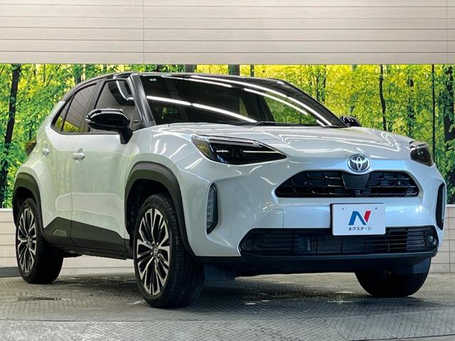 ヤリスクロス Ｚ　２トーンカラー　禁煙車　純正８型ナビＴＶ　パノラミックビューモニタ　ブラインドスポットモニタ　黒内装　フルＬＥＤヘッド　純正１８インチＡＷ　半革シート　パワーシート　シートヒーター　ＨＤＭＩ入力（16枚目）