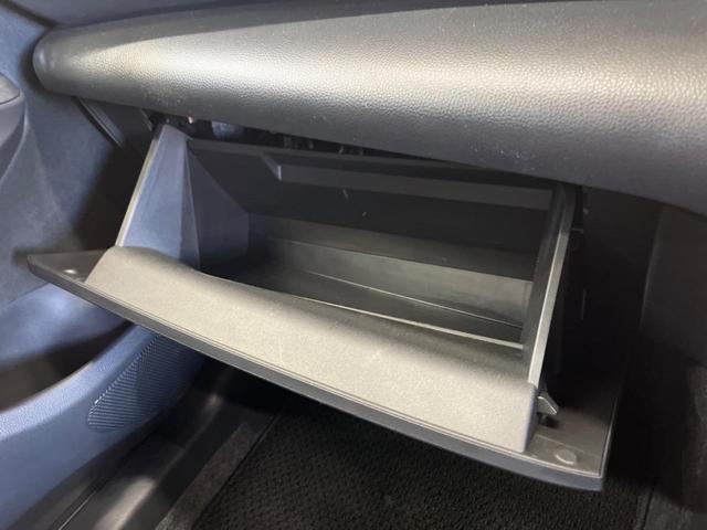 ヤリスクロス Ｚ　２トーンカラー　禁煙車　純正８型ナビＴＶ　パノラミックビューモニタ　ブラインドスポットモニタ　黒内装　フルＬＥＤヘッド　純正１８インチＡＷ　半革シート　パワーシート　シートヒーター　ＨＤＭＩ入力（51枚目）