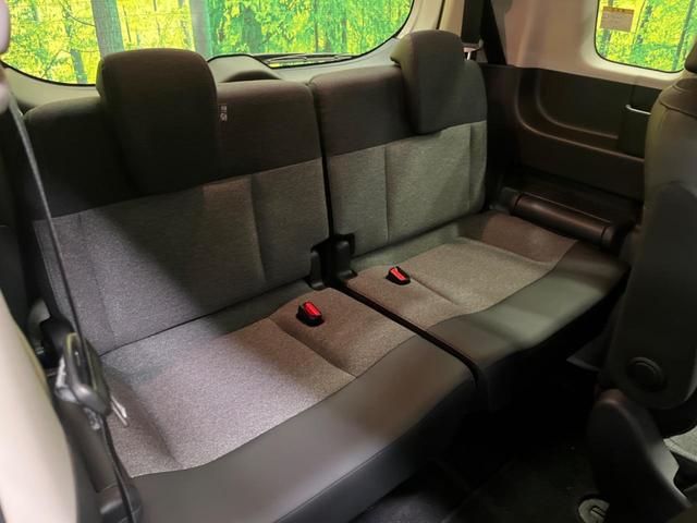 フリード ｅ：ＨＥＶエアー　ＥＸ　禁煙車　純正９型ナビＴＶ　マルチビューカメラ　両側電動ドア　ホンダセンシング　ＬＥＤヘッド　純正１５インチＡＷ　アダプティブドライビングビーム　半革シート　シートヒーター　リアクーラー（11枚目）