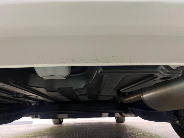 フリード ｅ：ＨＥＶエアー　ＥＸ　禁煙車　純正９型ナビＴＶ　マルチビューカメラ　両側電動ドア　ホンダセンシング　ＬＥＤヘッド　純正１５インチＡＷ　アダプティブドライビングビーム　半革シート　シートヒーター　リアクーラー（19枚目）