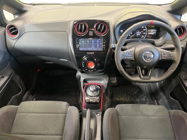 ノート ｅ－パワーニスモ　Ｓ　禁煙車　純正ナビフルセグ　アラウンドビューモニタ　ＬＥＤヘッド　インテリジェントクルーズコントロール　衝突被害軽減　専用１６インチＡＷ　インテリジェントルームミラー　ＥＴＣ　Ｂｌｕｅｔｏｏｔｈ（2枚目）