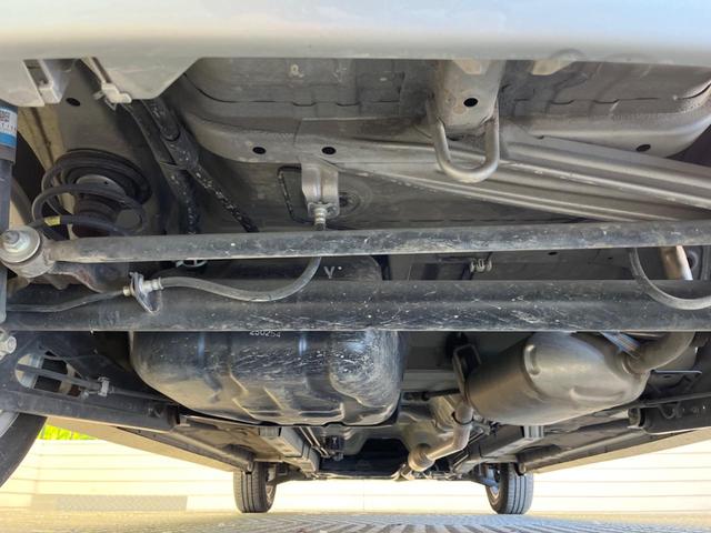 スペーシア Ｘリミテッド　禁煙車　ナビフルセグ　両側電動ドア　バックカメラ　レーダーブレーキサポート　ＨＩＤヘッド　純正１４インチＡＷ　ＥＴＣ　Ｂｌｕｅｔｏｏｔｈ　シートヒーター　後席サンシェード　ステアリングリモコン（18枚目）