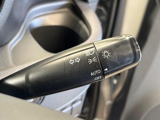 スペーシア Ｘリミテッド　禁煙車　ナビフルセグ　両側電動ドア　バックカメラ　レーダーブレーキサポート　ＨＩＤヘッド　純正１４インチＡＷ　ＥＴＣ　Ｂｌｕｅｔｏｏｔｈ　シートヒーター　後席サンシェード　ステアリングリモコン（42枚目）