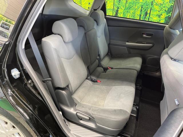 プリウスアルファ Ｓ　禁煙車　純正ナビＴＶ　バックカメラ　ＥＴＣ　Ｂｌｕｅｔｏｏｔｈ　スマートキー　純正１６インチＡＷ　フロントフォグランプ　革巻ステアリング　オートエアコン　オートライト　６スピーカー（9枚目）