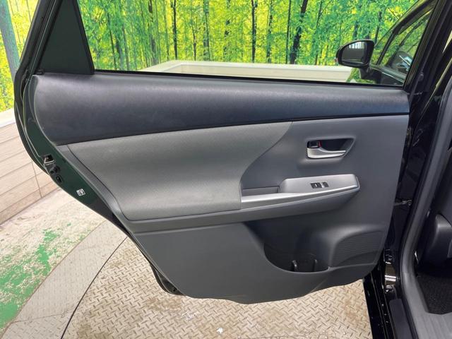 プリウスアルファ Ｓ　禁煙車　純正ナビＴＶ　バックカメラ　ＥＴＣ　Ｂｌｕｅｔｏｏｔｈ　スマートキー　純正１６インチＡＷ　フロントフォグランプ　革巻ステアリング　オートエアコン　オートライト　６スピーカー（40枚目）