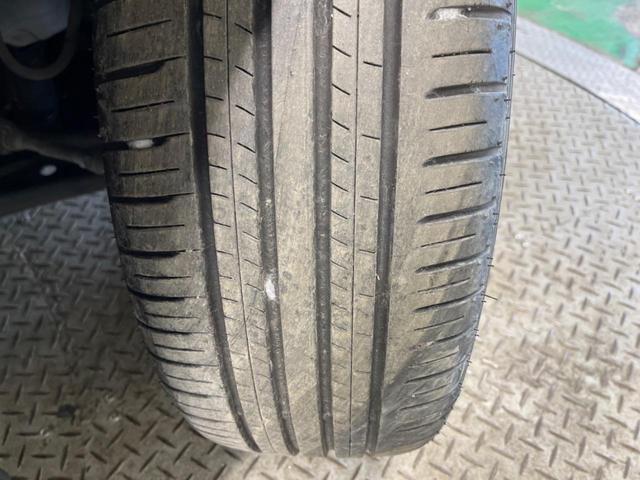 ヤリスクロス ハイブリッドＺ　２トーンカラー　禁煙車　純正８型ナビ　パノラミックビューモニタ　黒内装　セーフティセンス　ブラインドスポットモニタ　フルＬＥＤヘッド　純正１８インチＡＷ　半革シート　パワーシート　シートヒーター（56枚目）