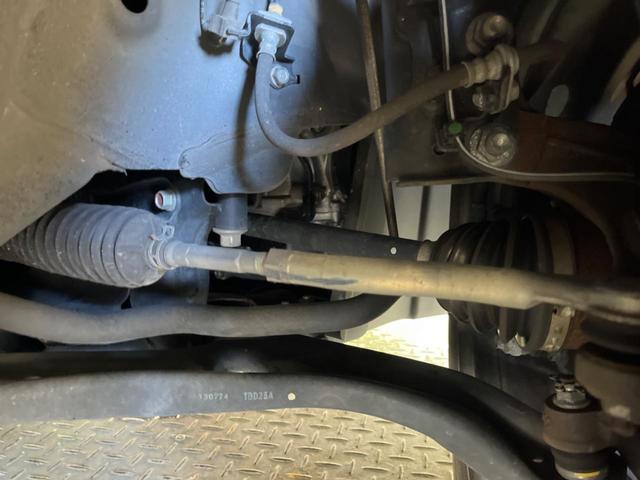 フィットハイブリッド Ｆパッケージ　禁煙車　純正ナビフルセグ　バックカメラ　スマートキー　ＥＴＣ　Ｂｌｕｅｔｏｏｔｈ　オートエアコン　ドライブレコーダー　ステアリングリモコン　ＤＶＤ再生　４スピーカー（20枚目）