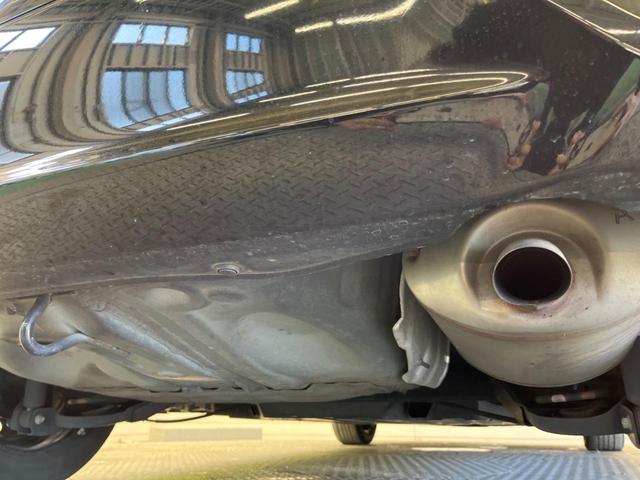 フィットハイブリッド Ｆパッケージ　禁煙車　純正ナビフルセグ　バックカメラ　スマートキー　ＥＴＣ　Ｂｌｕｅｔｏｏｔｈ　オートエアコン　ドライブレコーダー　ステアリングリモコン　ＤＶＤ再生　４スピーカー（22枚目）