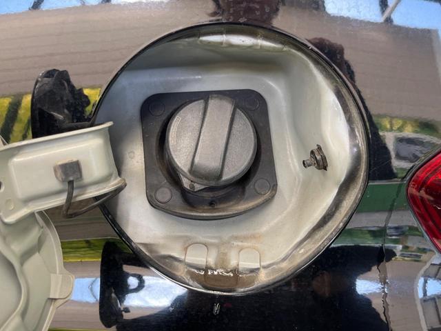 フィットハイブリッド Ｆパッケージ　禁煙車　純正ナビフルセグ　バックカメラ　スマートキー　ＥＴＣ　Ｂｌｕｅｔｏｏｔｈ　オートエアコン　ドライブレコーダー　ステアリングリモコン　ＤＶＤ再生　４スピーカー（36枚目）