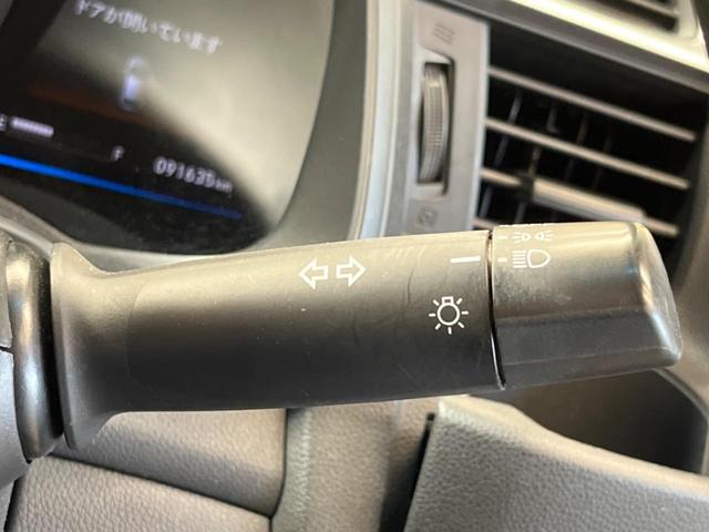 フィットハイブリッド Ｆパッケージ　禁煙車　純正ナビフルセグ　バックカメラ　スマートキー　ＥＴＣ　Ｂｌｕｅｔｏｏｔｈ　オートエアコン　ドライブレコーダー　ステアリングリモコン　ＤＶＤ再生　４スピーカー（39枚目）
