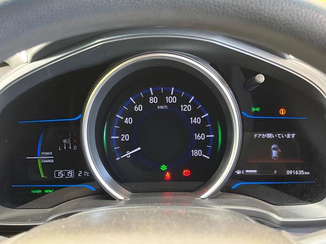 フィットハイブリッド Ｆパッケージ　禁煙車　純正ナビフルセグ　バックカメラ　スマートキー　ＥＴＣ　Ｂｌｕｅｔｏｏｔｈ　オートエアコン　ドライブレコーダー　ステアリングリモコン　ＤＶＤ再生　４スピーカー（41枚目）