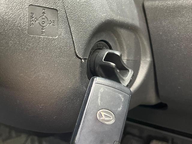 タント Ｇスペシャル　禁煙車　ナビフルセグ　バックカメラ　電動スライドドア　黒内装　純正１４インチＡＷ　フロントフォグランプ　スマートキー　オートエアコン　ＤＶＤ再生（6枚目）