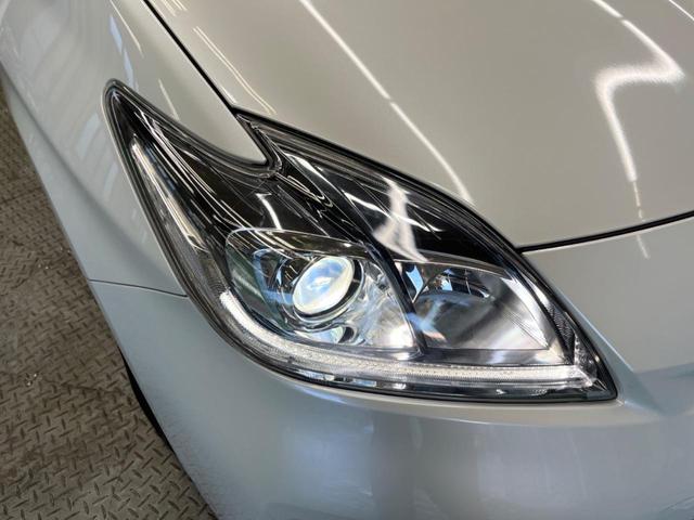 プリウス Ｓ　禁煙車　純正８型ナビＴＶ　バックカメラ　黒内装　ＨＩＤヘッド　フロントフォグランプ　純正１５インチＡＷ　ＥＴＣ　Ｂｌｕｅｔｏｏｔｈ　スマートキー　オートエアコン　オートライト　ＤＶＤ再生　６スピーカー（53枚目）