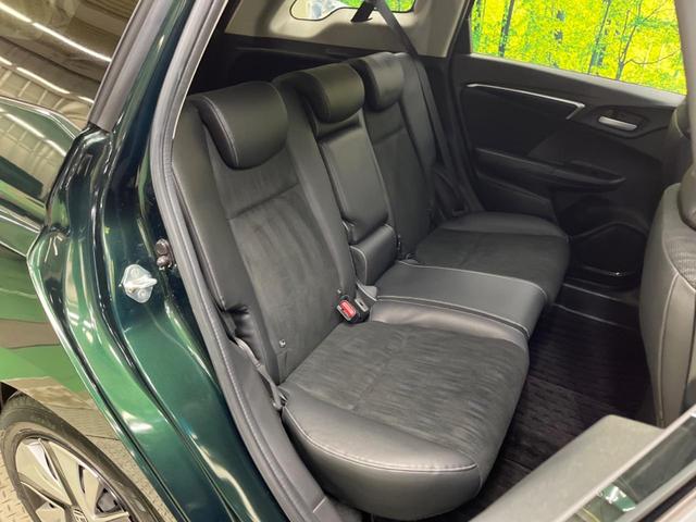 シャトル ハイブリッドX ホンダセンシング 禁煙車 純正8型ナビTV バックカメラ LEDヘッド アダプティブクルーズ ETC Bluetooth スマートキー 半革シート シートヒーター オートライト オートエアコン DVD再生(10枚目)