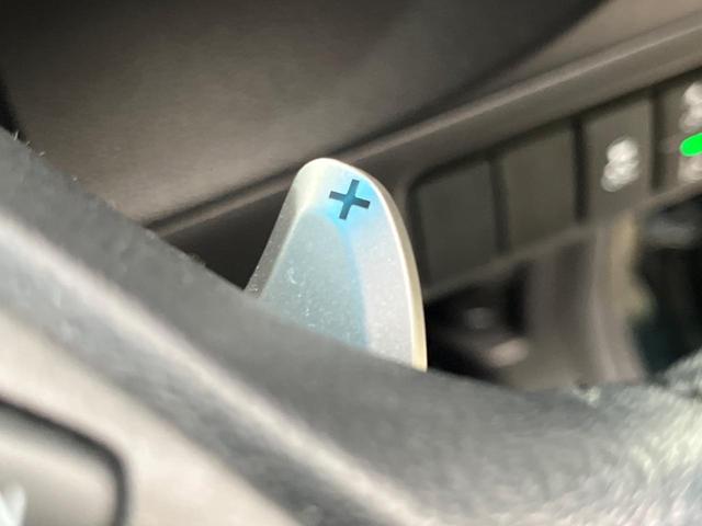 シャトル ハイブリッドX ホンダセンシング 禁煙車 純正8型ナビTV バックカメラ LEDヘッド アダプティブクルーズ ETC Bluetooth スマートキー 半革シート シートヒーター オートライト オートエアコン DVD再生(31枚目)