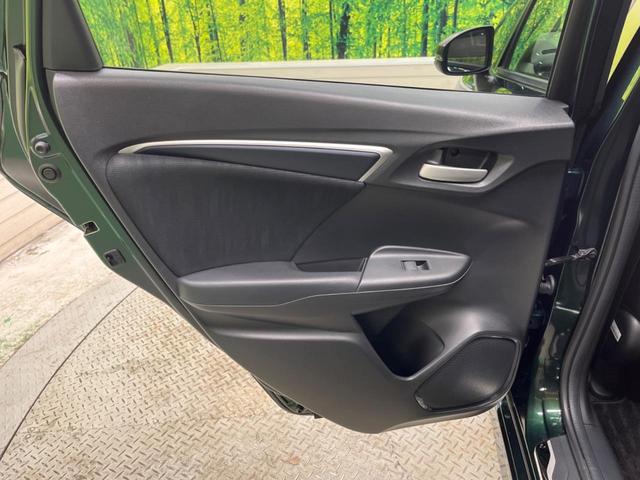 シャトル ハイブリッドX ホンダセンシング 禁煙車 純正8型ナビTV バックカメラ LEDヘッド アダプティブクルーズ ETC Bluetooth スマートキー 半革シート シートヒーター オートライト オートエアコン DVD再生(45枚目)