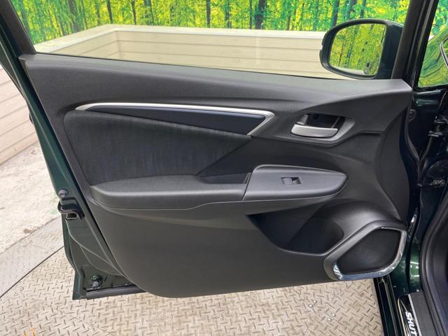 シャトル ハイブリッドX ホンダセンシング 禁煙車 純正8型ナビTV バックカメラ LEDヘッド アダプティブクルーズ ETC Bluetooth スマートキー 半革シート シートヒーター オートライト オートエアコン DVD再生(46枚目)