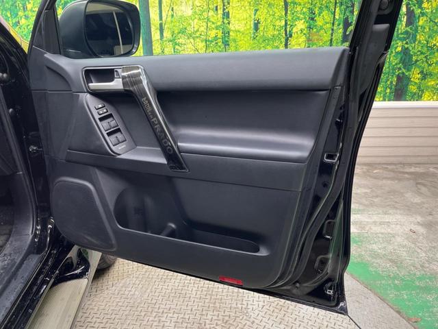 ランドクルーザープラド ＴＸ　Ｌパッケージ　ムーンルーフ　モデリスタエアロ　純正ＯＰ１９インチＡＷ　禁煙車　純正９型ナビＴＶ　マルチテレインモニタ　黒革　セーフティセンス　パワーシート　ポジションメモリ　シートベンチレーション　１４スピーカー（48枚目）