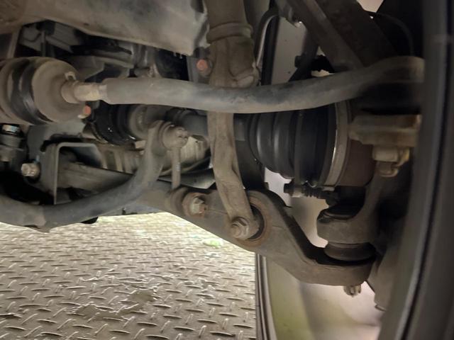 オデッセイ MX・エアロパッケージ 禁煙車 メーカーナビフルセグ バックカメラ HIDヘッド 純正18インチAW ETC Bluetooth スマートキー オートエアコン オートライト 革巻ステアリング パドルシフト DVD再生(20枚目)