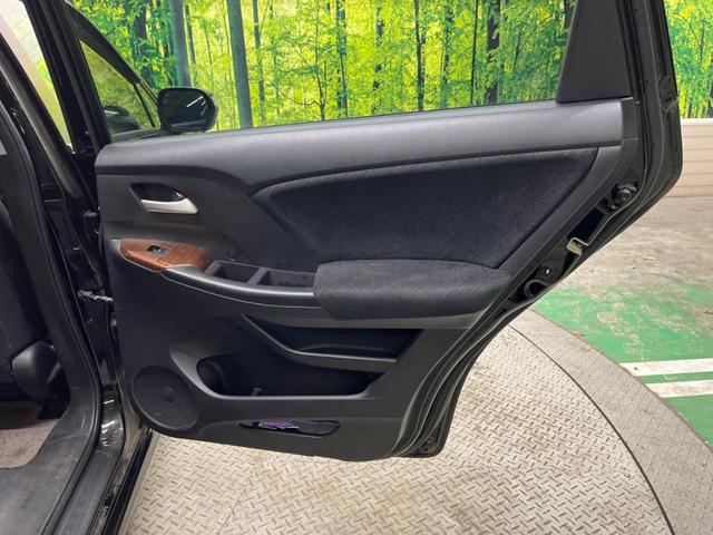 オデッセイ MX・エアロパッケージ 禁煙車 メーカーナビフルセグ バックカメラ HIDヘッド 純正18インチAW ETC Bluetooth スマートキー オートエアコン オートライト 革巻ステアリング パドルシフト DVD再生(44枚目)