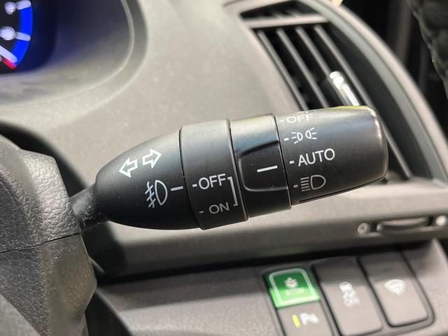 オデッセイ MX・エアロパッケージ 禁煙車 メーカーナビフルセグ バックカメラ HIDヘッド 純正18インチAW ETC Bluetooth スマートキー オートエアコン オートライト 革巻ステアリング パドルシフト DVD再生(45枚目)