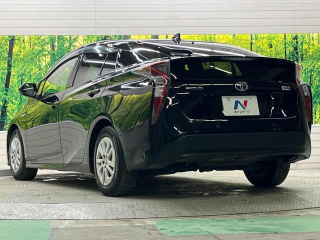 プリウス Ｓセーフティプラス　禁煙車　ナビフルセグ　バックカメラ　セーフティセンス　レーダークルーズ　インテリジェントクリアランスソナー　ＬＥＤヘッド　純正１５インチＡＷ　ヘッドアップディスプレイ　ＥＴＣ　Ｂｌｕｅｔｏｏｔｈ（7枚目）