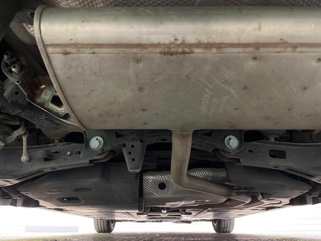 プリウス Ｓセーフティプラス　禁煙車　ナビフルセグ　バックカメラ　セーフティセンス　レーダークルーズ　インテリジェントクリアランスソナー　ＬＥＤヘッド　純正１５インチＡＷ　ヘッドアップディスプレイ　ＥＴＣ　Ｂｌｕｅｔｏｏｔｈ（18枚目）