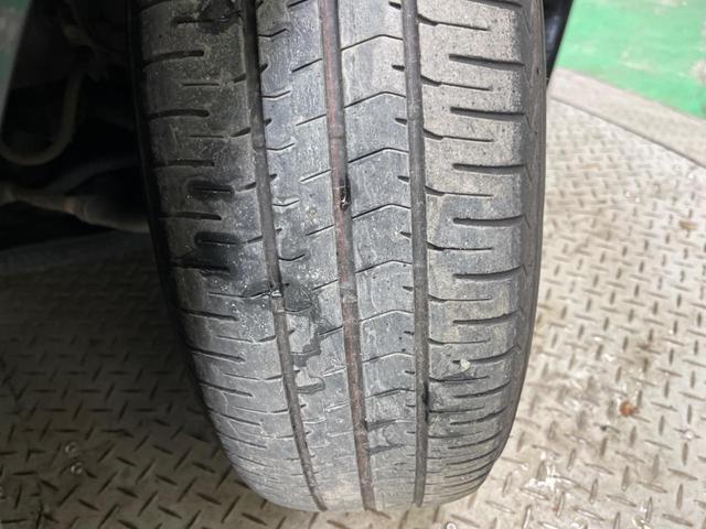 プリウス Ｓセーフティプラス　禁煙車　ナビフルセグ　バックカメラ　セーフティセンス　レーダークルーズ　インテリジェントクリアランスソナー　ＬＥＤヘッド　純正１５インチＡＷ　ヘッドアップディスプレイ　ＥＴＣ　Ｂｌｕｅｔｏｏｔｈ（54枚目）