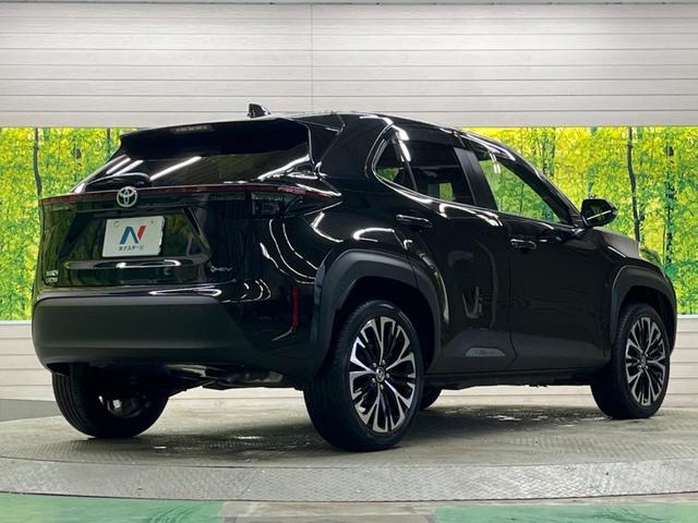 ヤリスクロス ハイブリッドＺ　禁煙車　純正８型ナビＴＶ　パノラミックビューモニタ　黒内装　セーフティセンス　ブラインドスポットモニタ　フルＬＥＤヘッド　純正１８インチＡＷ　半革シート　パワーシート　シートヒーター　ＥＴＣ２．０（17枚目）