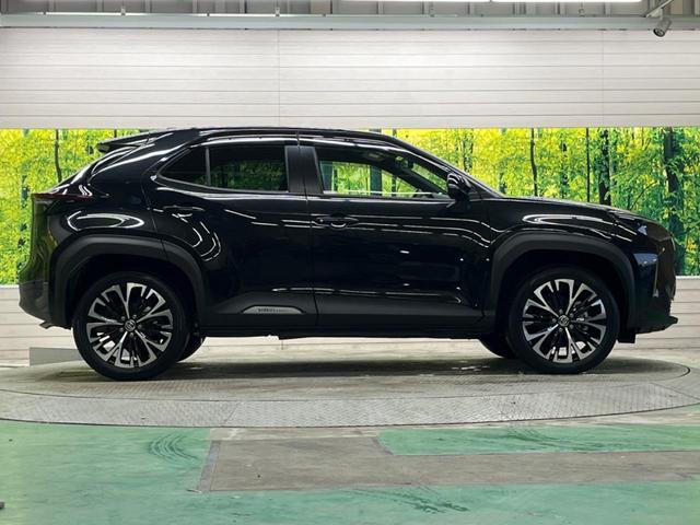 ヤリスクロス ハイブリッドＺ　禁煙車　純正８型ナビＴＶ　パノラミックビューモニタ　黒内装　セーフティセンス　ブラインドスポットモニタ　フルＬＥＤヘッド　純正１８インチＡＷ　半革シート　パワーシート　シートヒーター　ＥＴＣ２．０（56枚目）