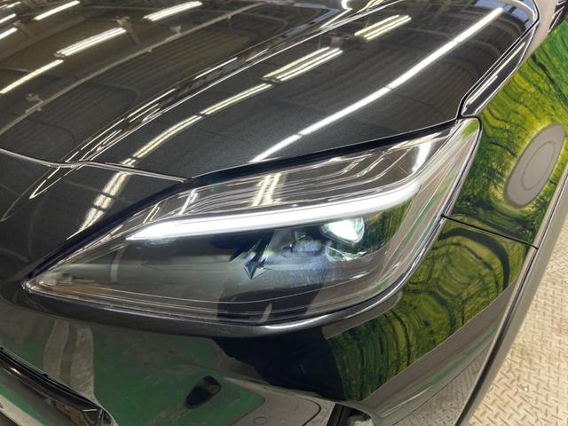 ヤリスクロス ハイブリッドＺ　禁煙車　純正８型ナビＴＶ　パノラミックビューモニタ　黒内装　セーフティセンス　ブラインドスポットモニタ　フルＬＥＤヘッド　純正１８インチＡＷ　半革シート　パワーシート　シートヒーター　ＥＴＣ２．０（57枚目）