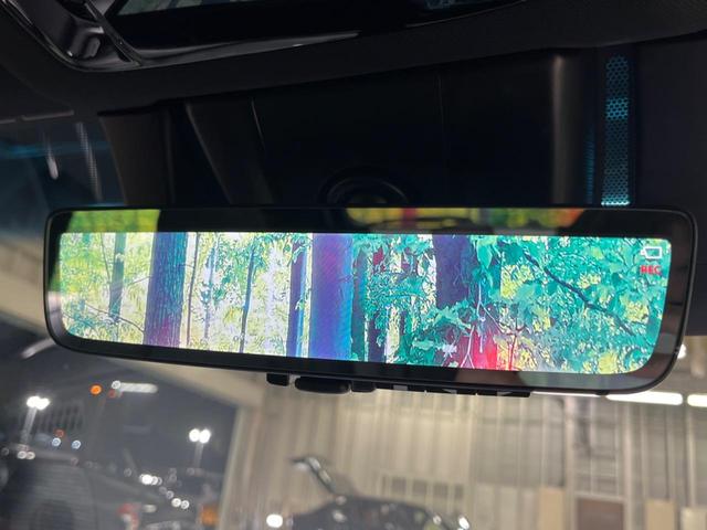 ハリアーハイブリッド Ｚ　レザーパッケージ　調光パノラマルーフ　禁煙車　純正１２．３型ナビＴＶ　ＪＢＬサウンド　パノラミックビューモニタ　セーフティセンス　ブラインドスポットモニタ　ハンズフリー電動バックドア　デジタルインナーミラー（8枚目）