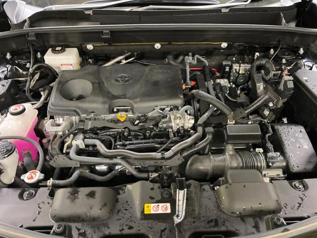 ハリアーハイブリッド Ｚ　レザーパッケージ　調光パノラマルーフ　禁煙車　純正１２．３型ナビＴＶ　ＪＢＬサウンド　パノラミックビューモニタ　セーフティセンス　ブラインドスポットモニタ　ハンズフリー電動バックドア　デジタルインナーミラー（19枚目）