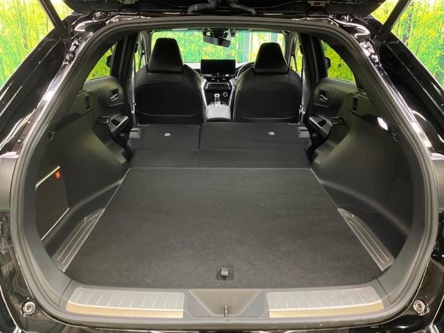 ハリアーハイブリッド Ｚ　レザーパッケージ　調光パノラマルーフ　禁煙車　純正１２．３型ナビＴＶ　ＪＢＬサウンド　パノラミックビューモニタ　セーフティセンス　ブラインドスポットモニタ　ハンズフリー電動バックドア　デジタルインナーミラー（43枚目）