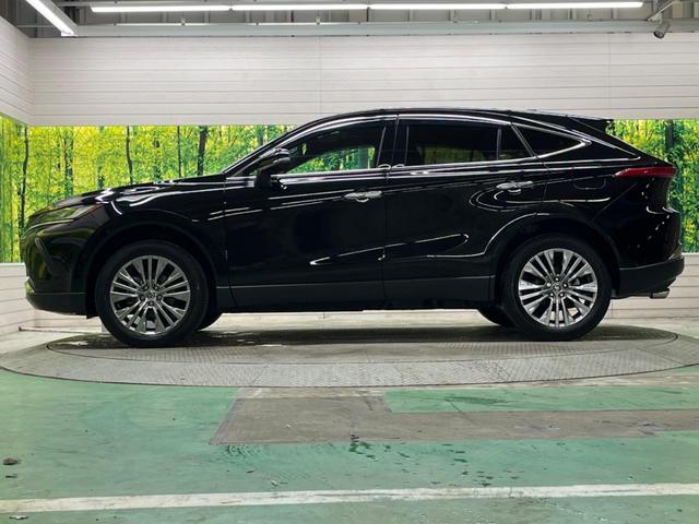 ハリアーハイブリッド Ｚ　レザーパッケージ　調光パノラマルーフ　禁煙車　純正１２．３型ナビＴＶ　ＪＢＬサウンド　パノラミックビューモニタ　セーフティセンス　ブラインドスポットモニタ　ハンズフリー電動バックドア　デジタルインナーミラー（57枚目）